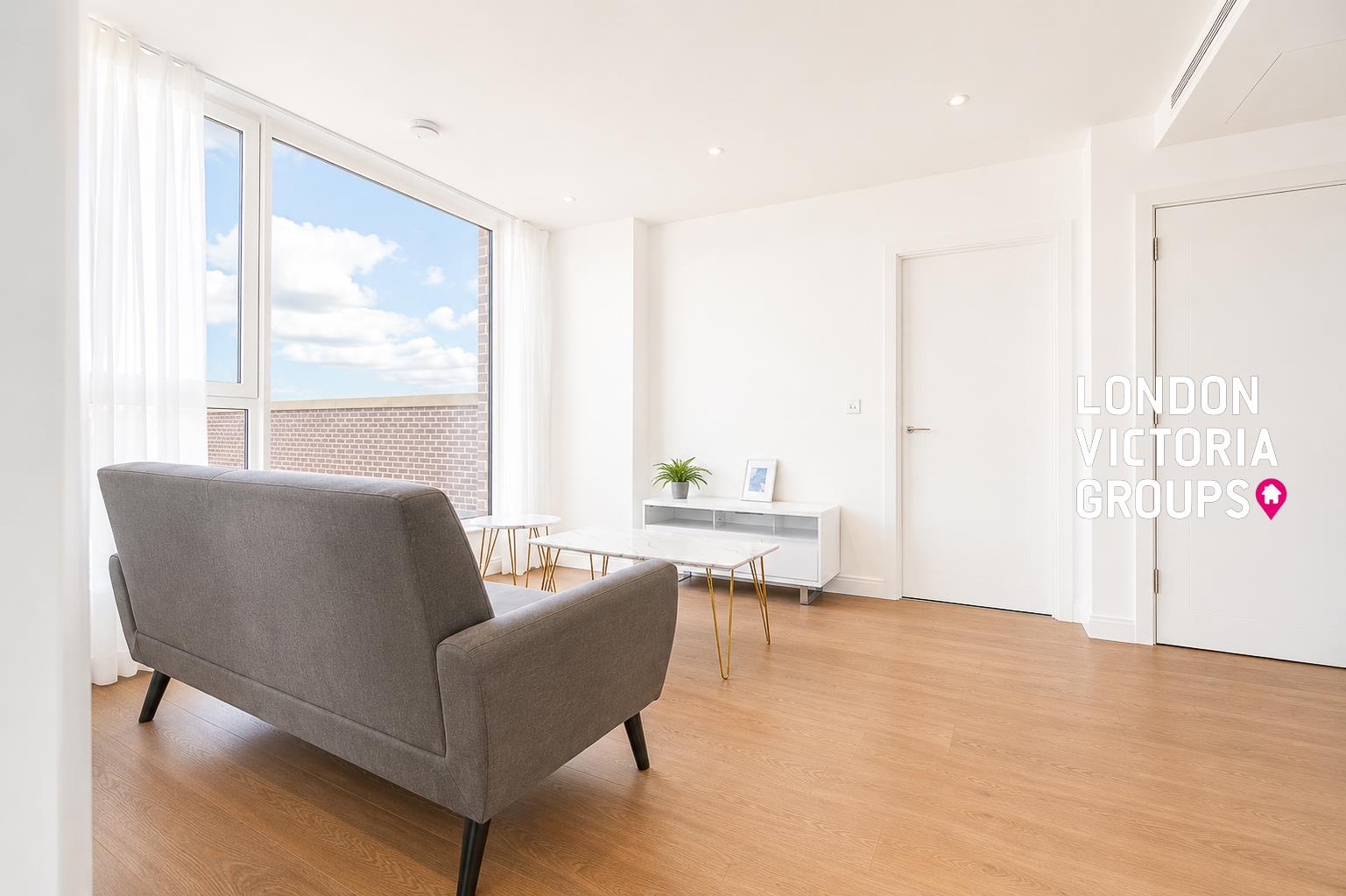 1 bed property in 7 Gasholder Place, London